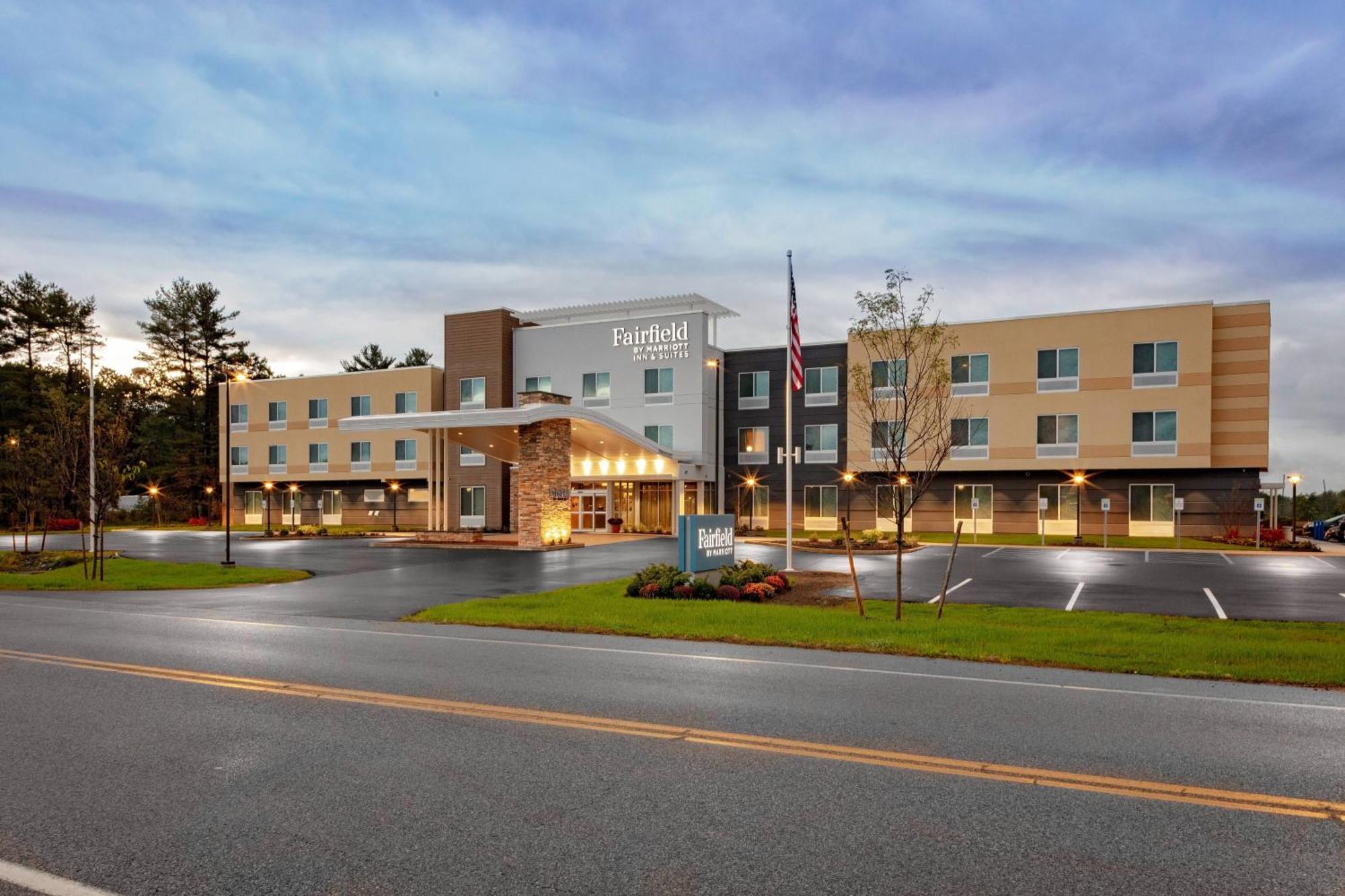 Fairfield Inn & Suites By Marriott Queensbury Glens Falls/Lake George Zewnętrze zdjęcie